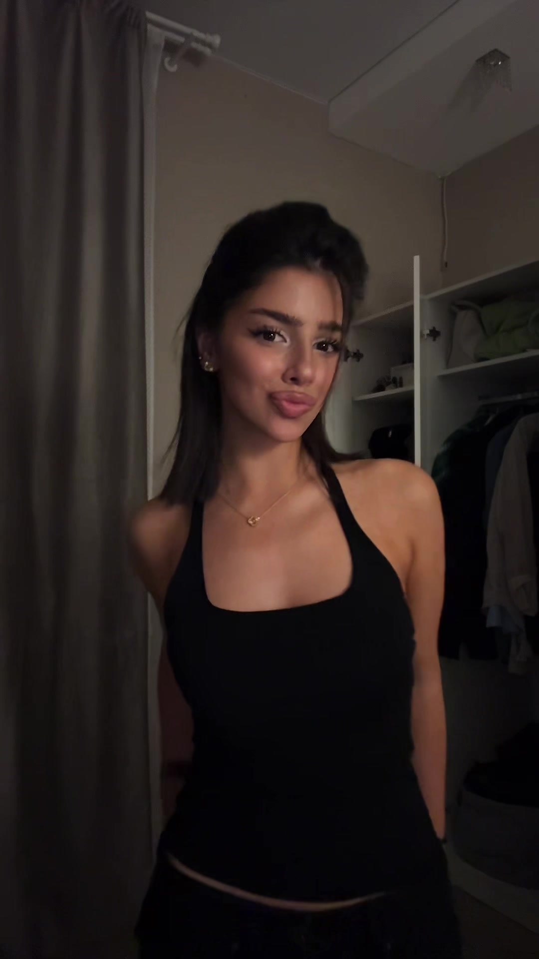 @arinaaiis