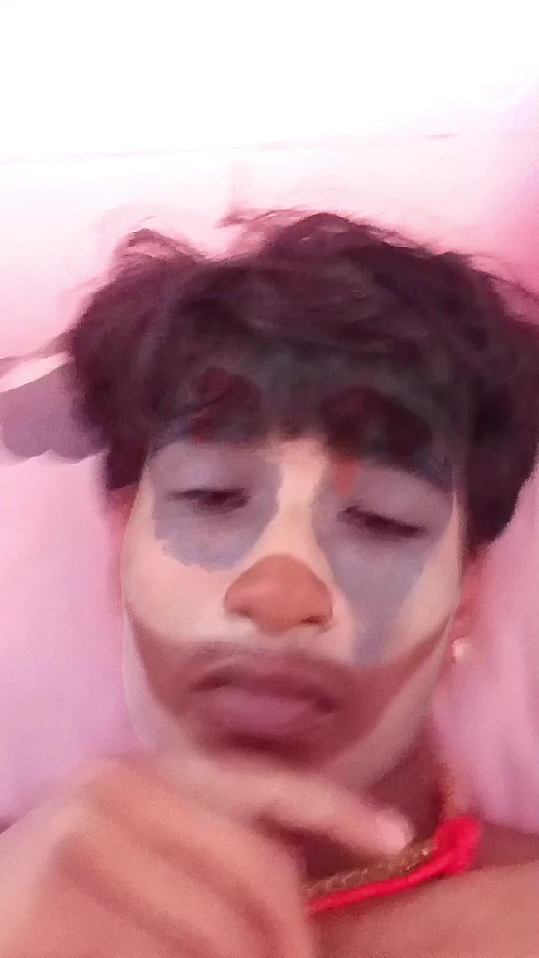 @itz_clinton_