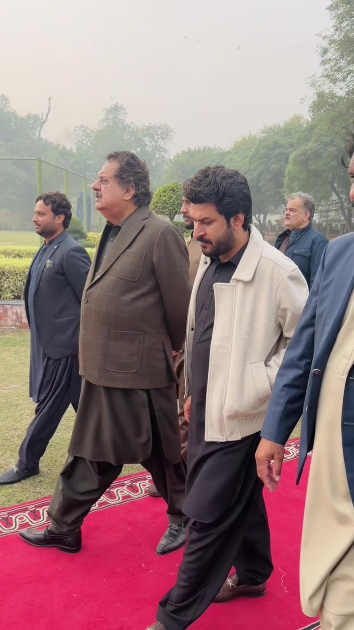 @Dr Fahad Lashari