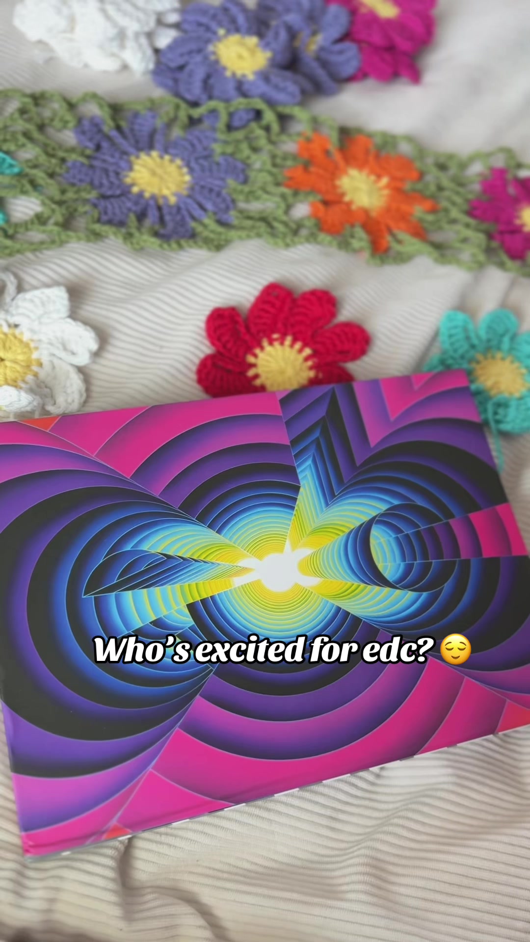 @Ellie🥀🖤