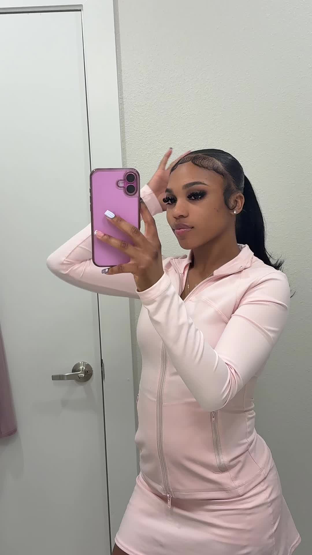 @Dontamia