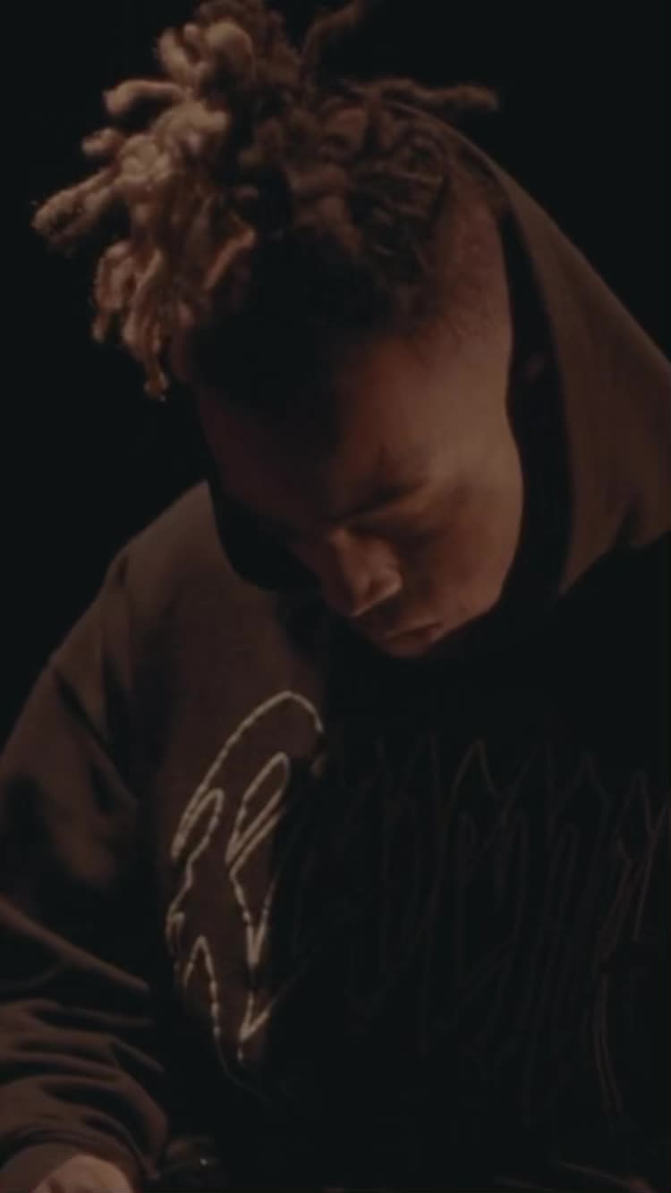 @ItzEyeCiX₉⁹₉🧃🌎𖣂 xxx