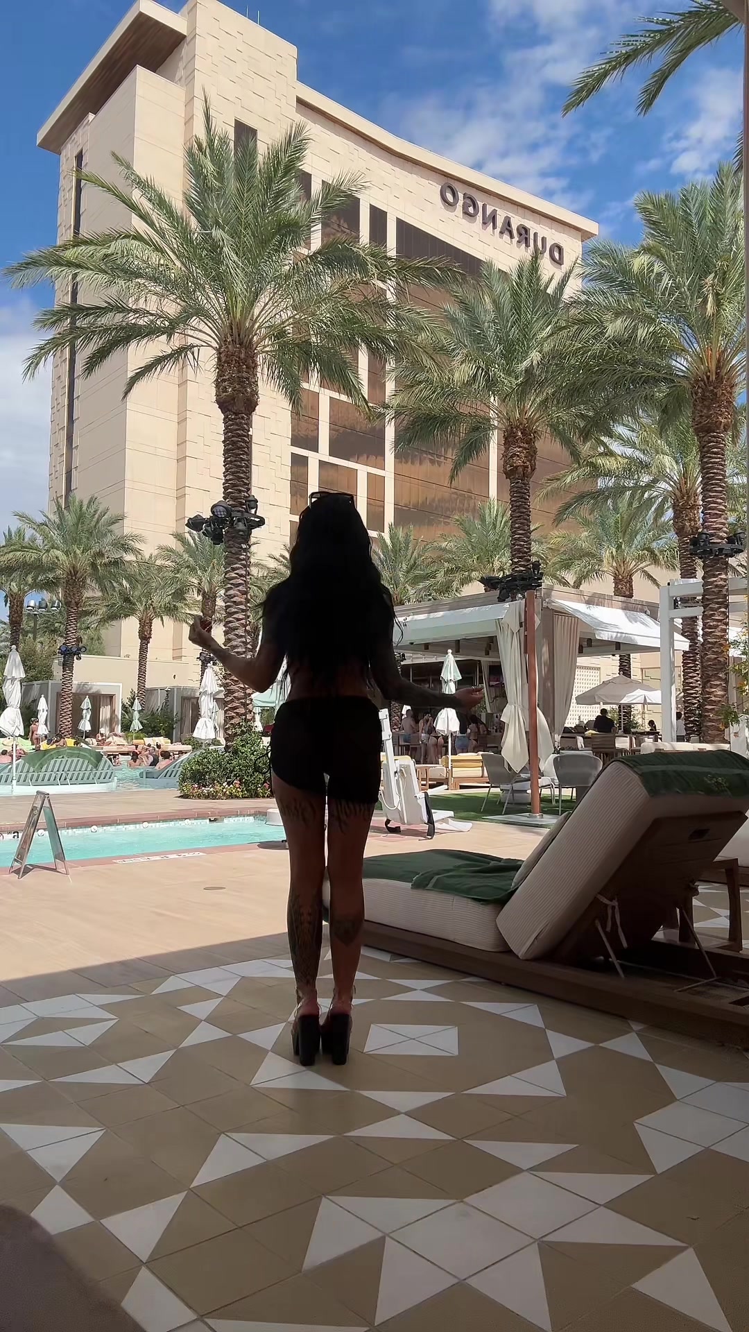 @_leighla_meagan_