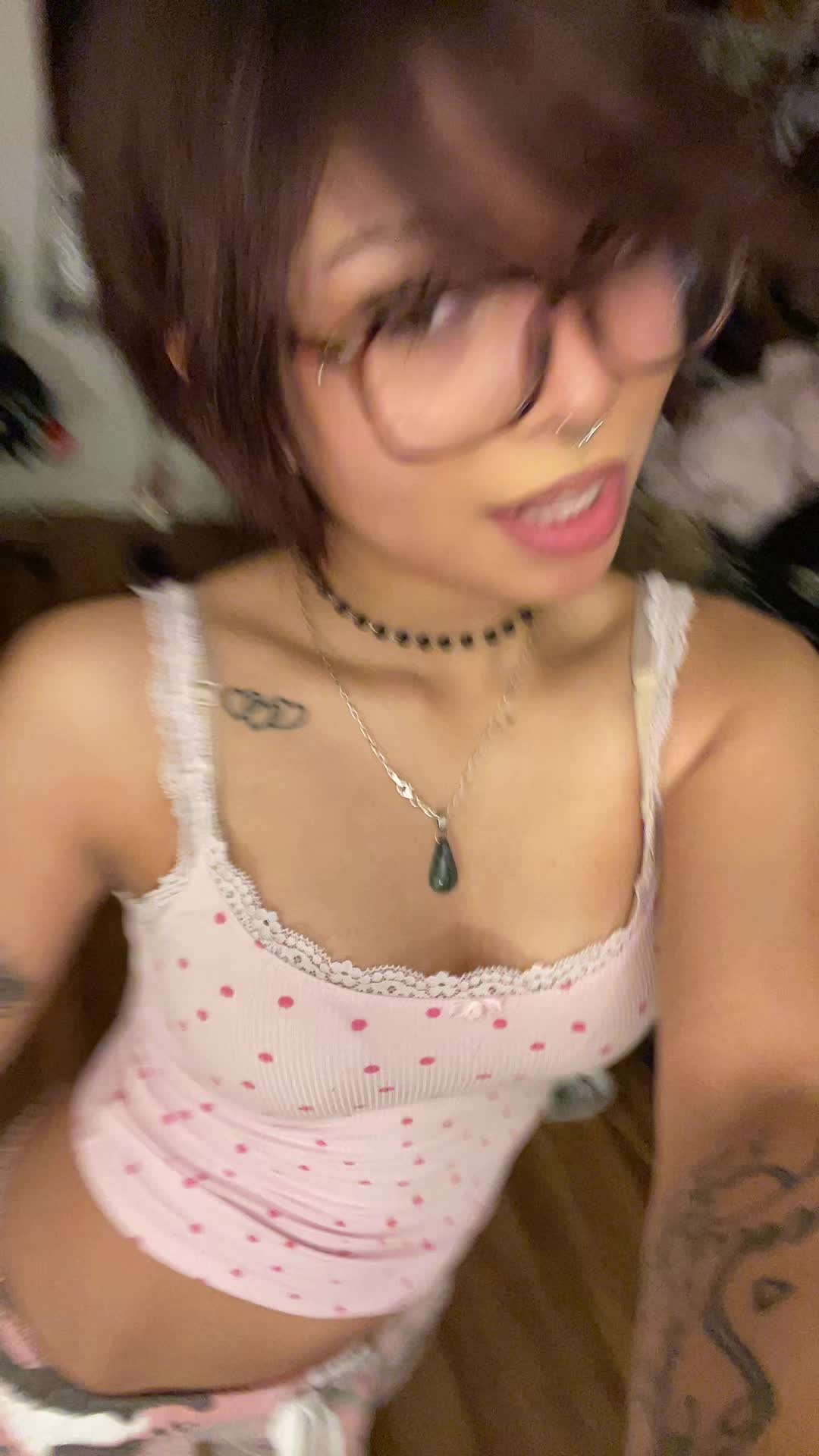 @dee