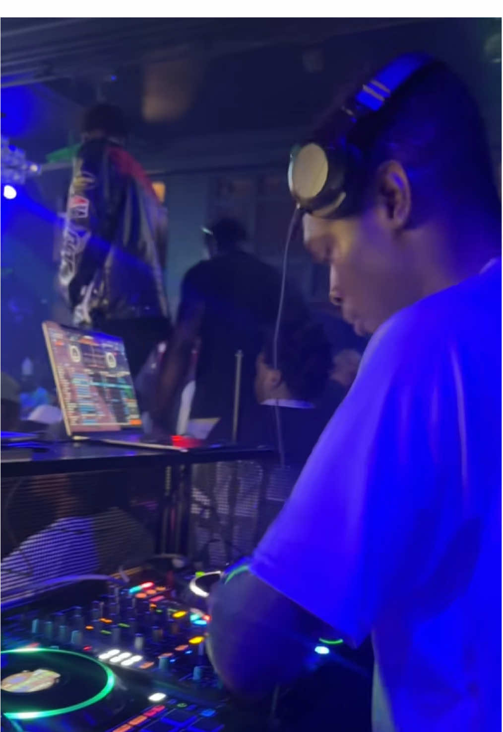 @DJ Rio