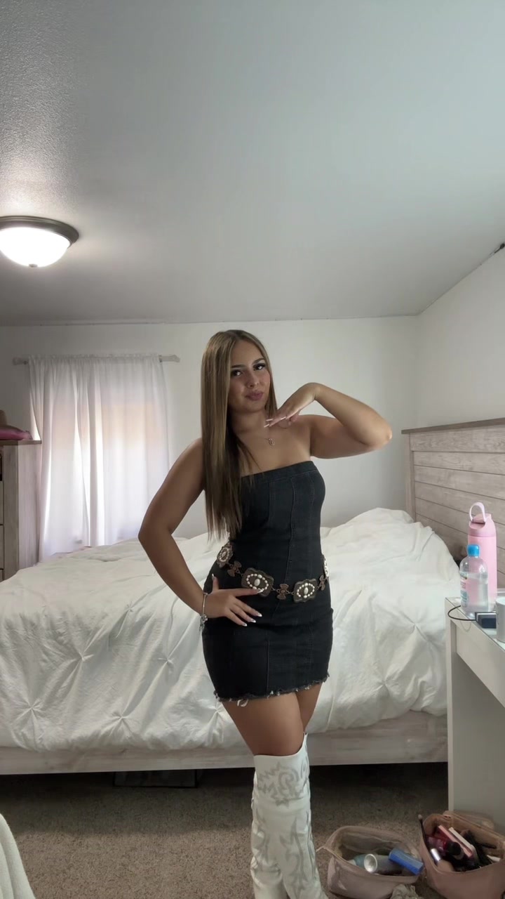 @𝒷𝓇𝒾𝓃𝓈𝓎 🐆🍒