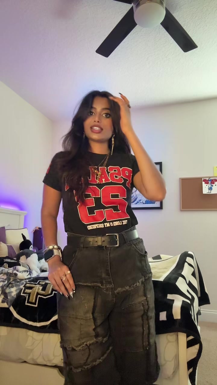 @Rae-Rae