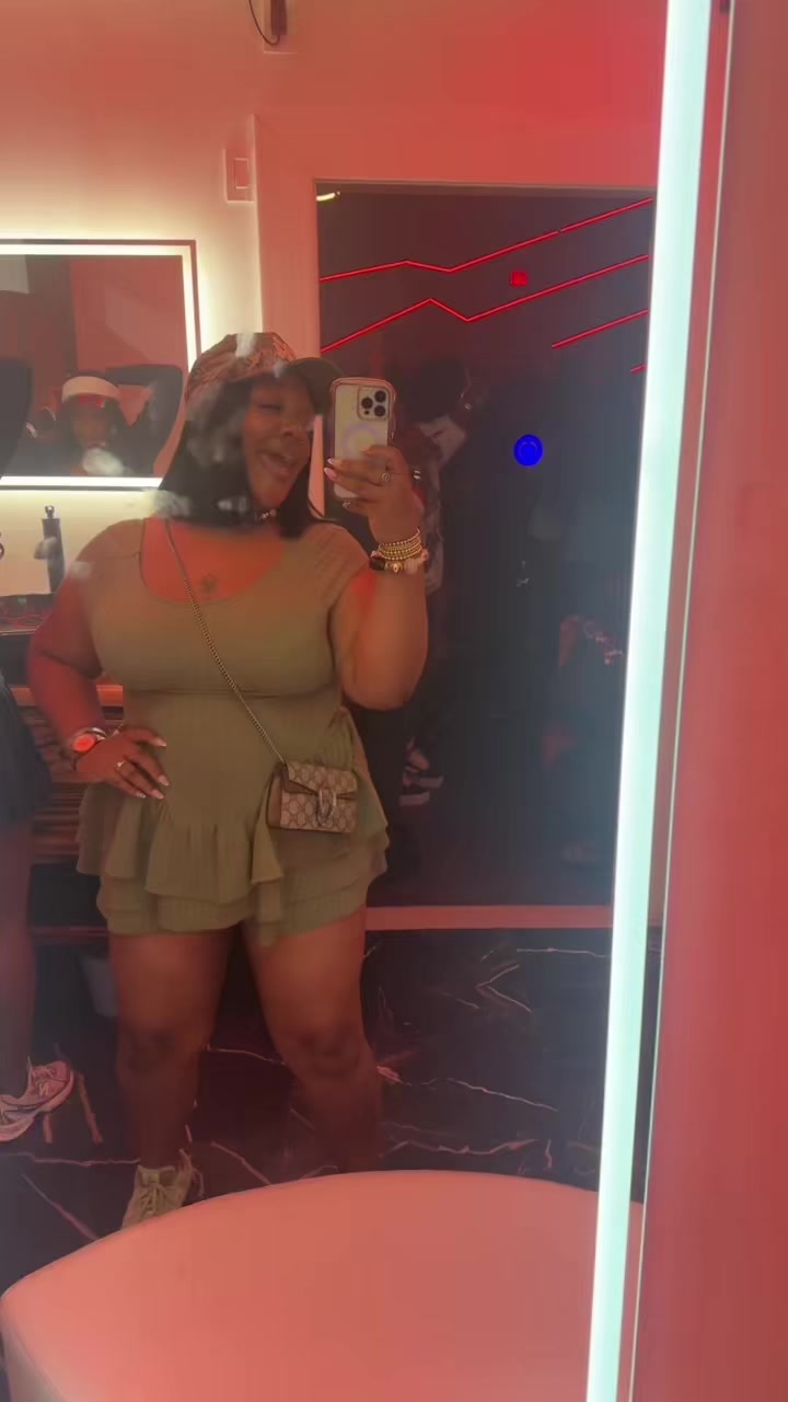 @y.yonniee