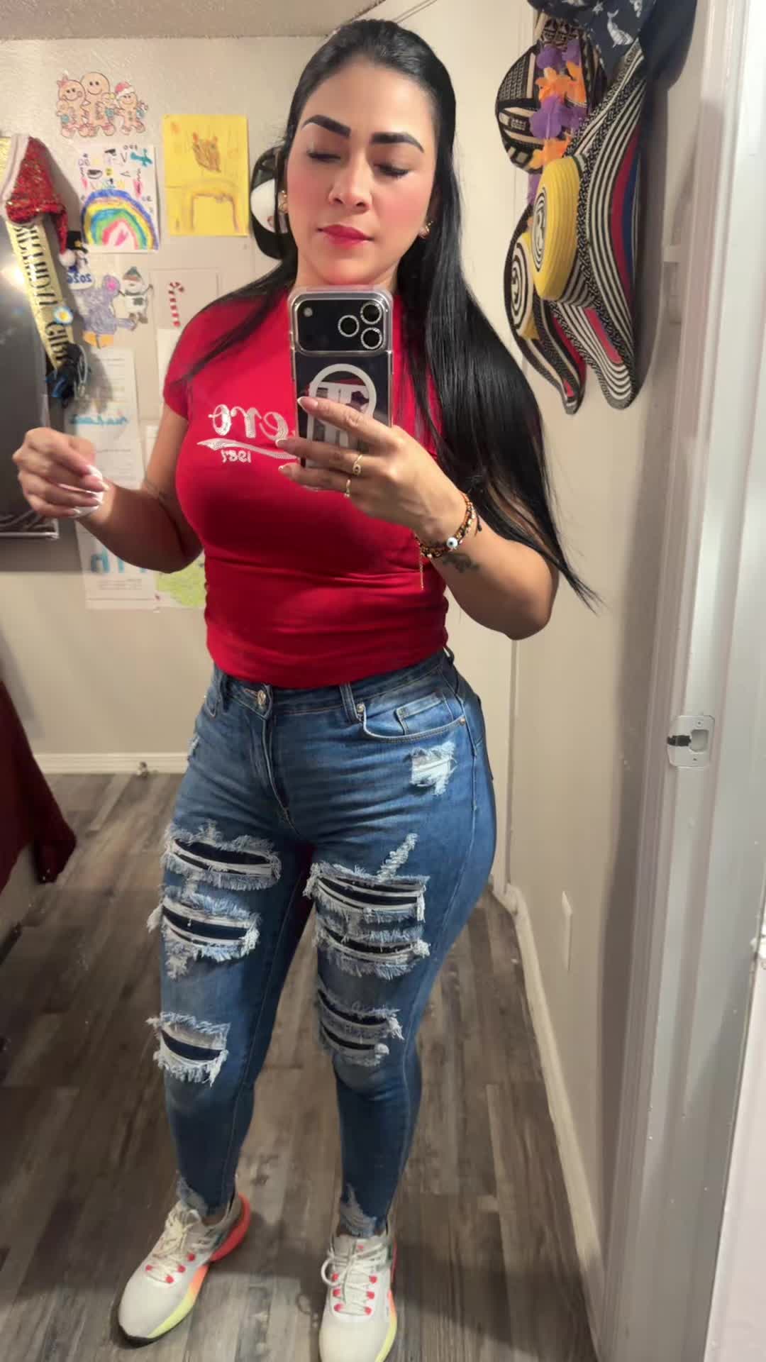 @Yennifer02