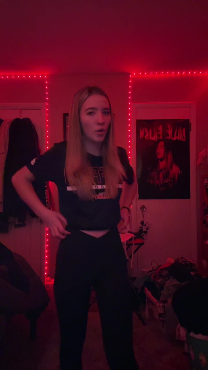 @livy.poo.16