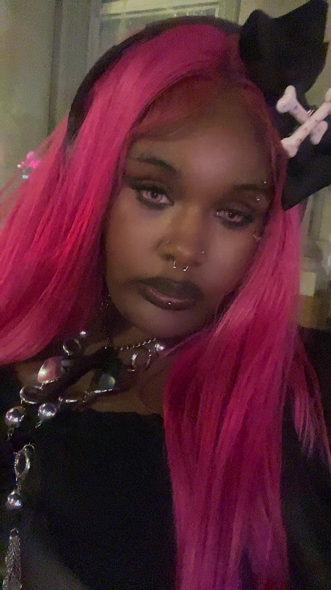 @wolfgyaal