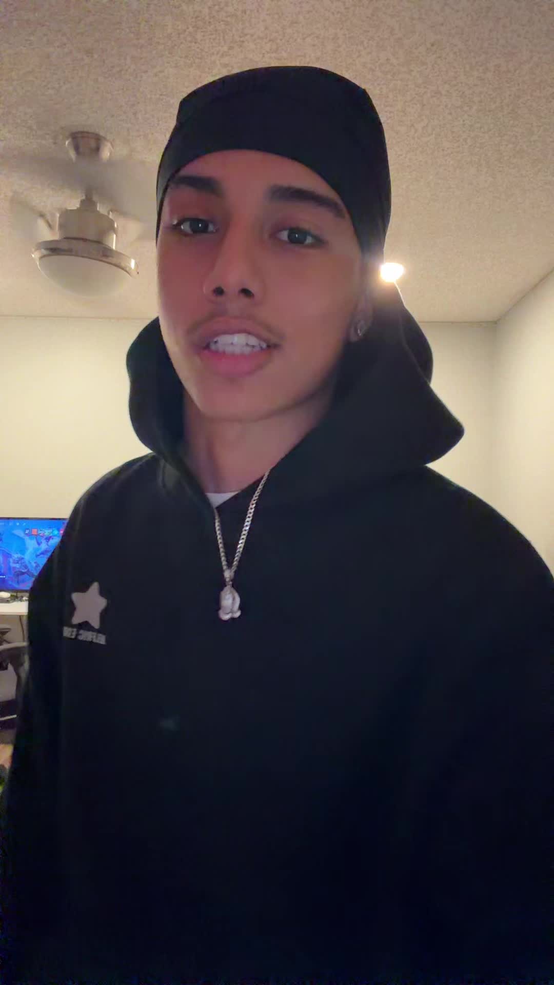 @Joelknocked