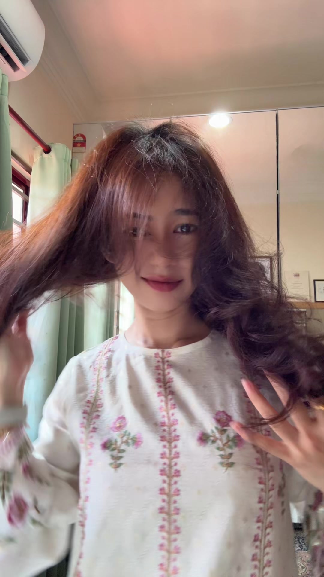 @leelaboo