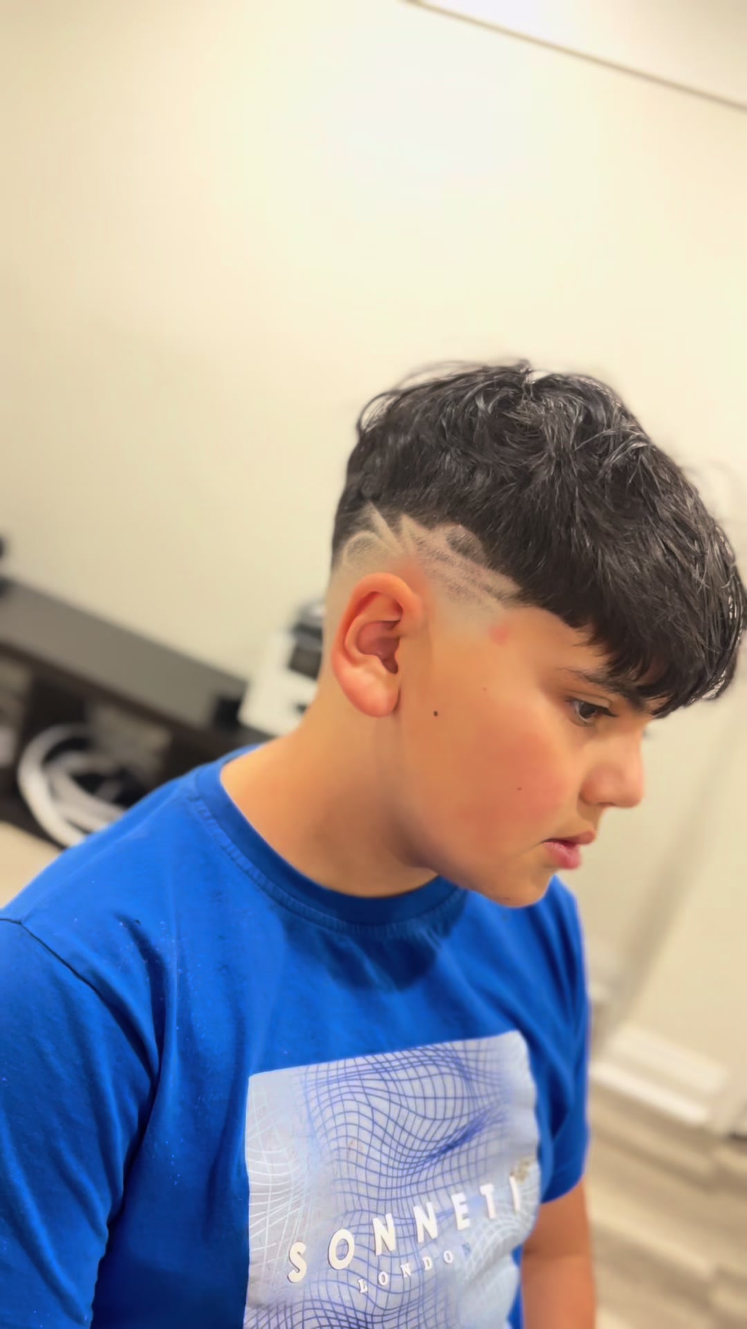 @Hamilton Barber&bull; os cutss