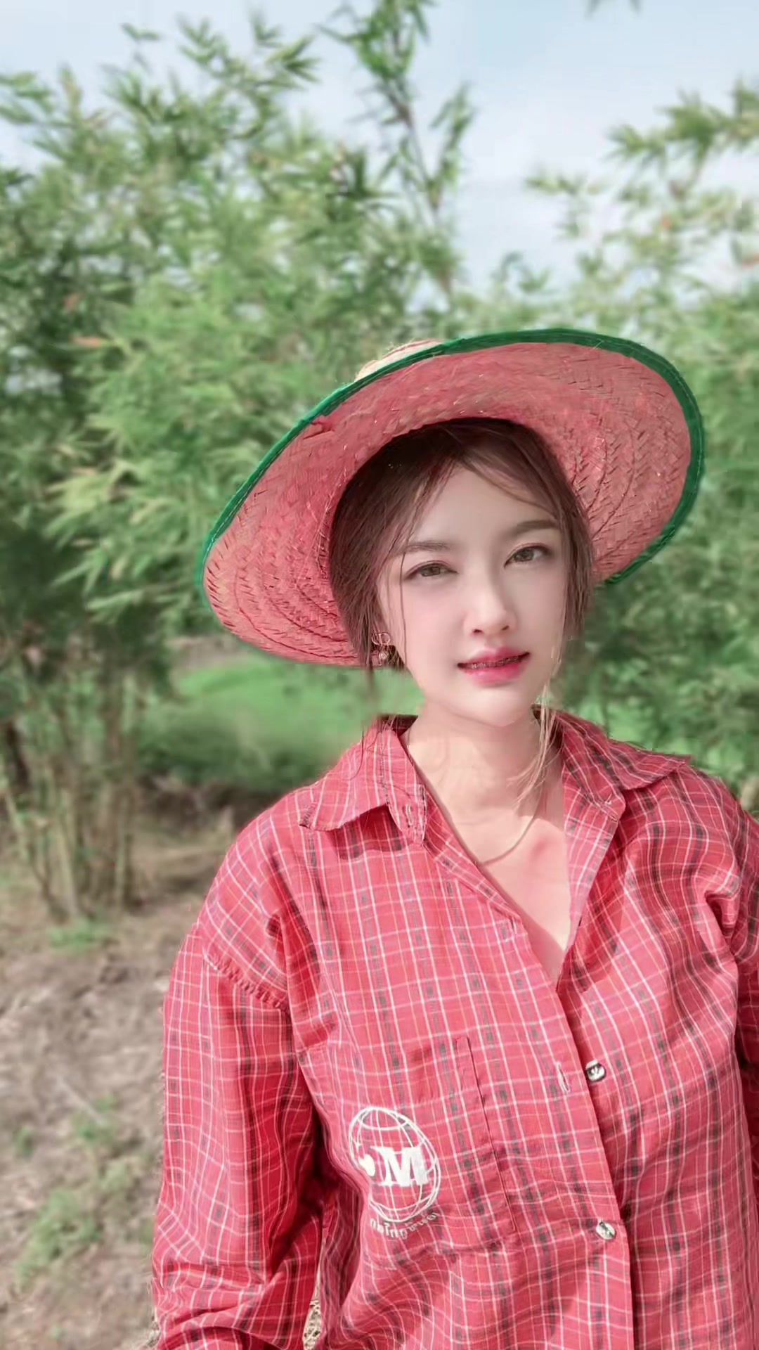 @⋆น้ำผึ้งป่า🐝🌿🌻ᴾᴹ