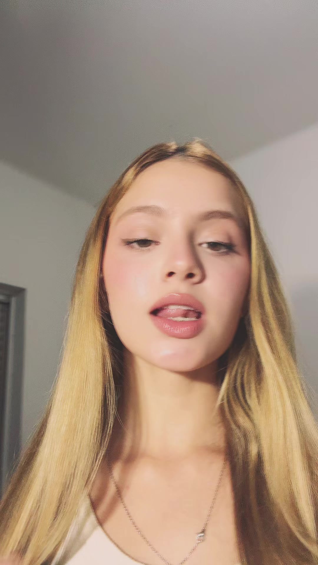 @𝓐𝓷𝓪 𝓚𝓼
