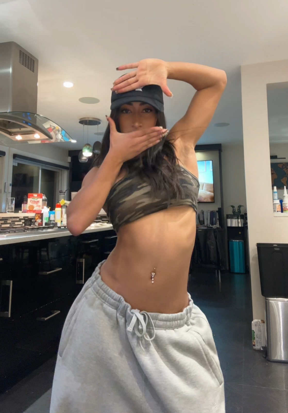 @ellalucas00