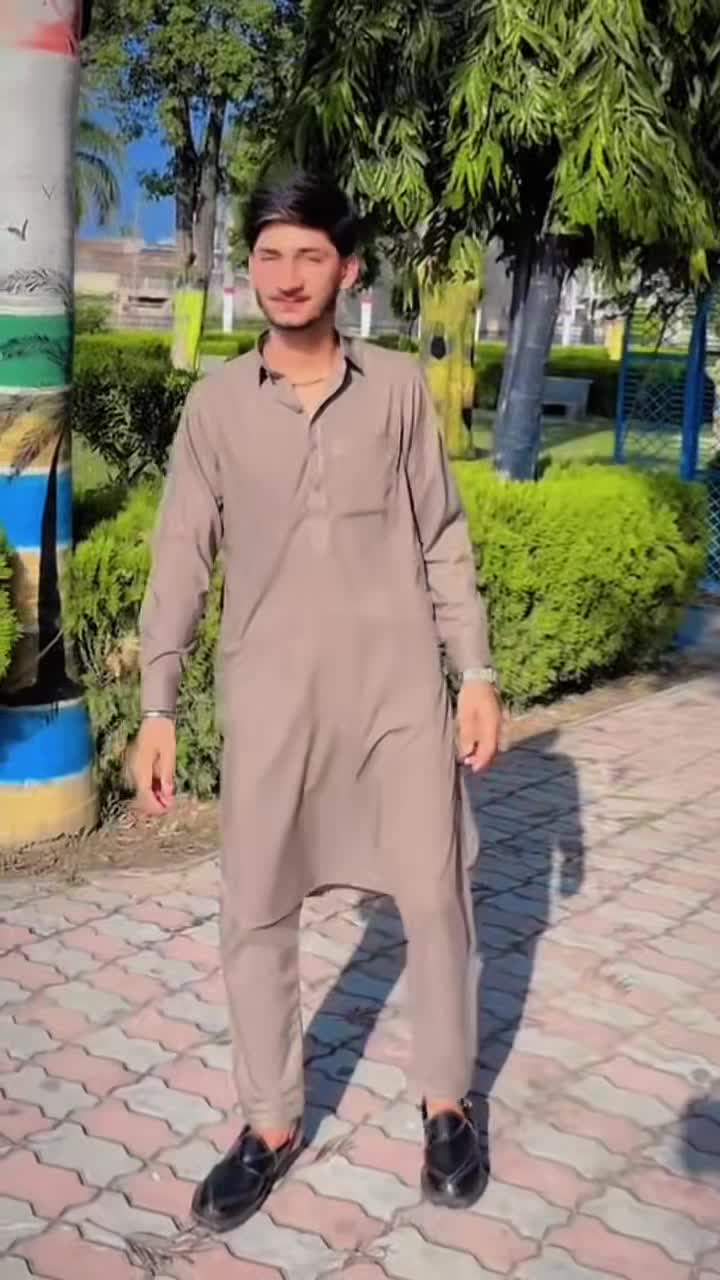 @⁴⁴بادشاہ🚩