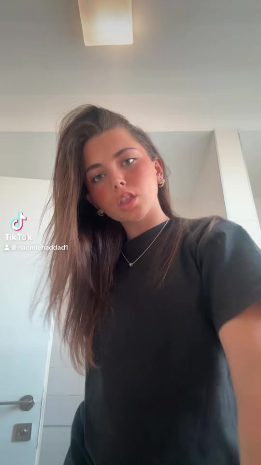 @privé_naomie💋