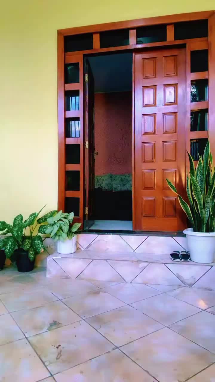 @nazira_081