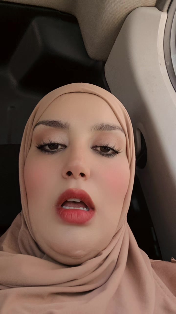 @مروة (وزيرة السعادة)🇩🇿