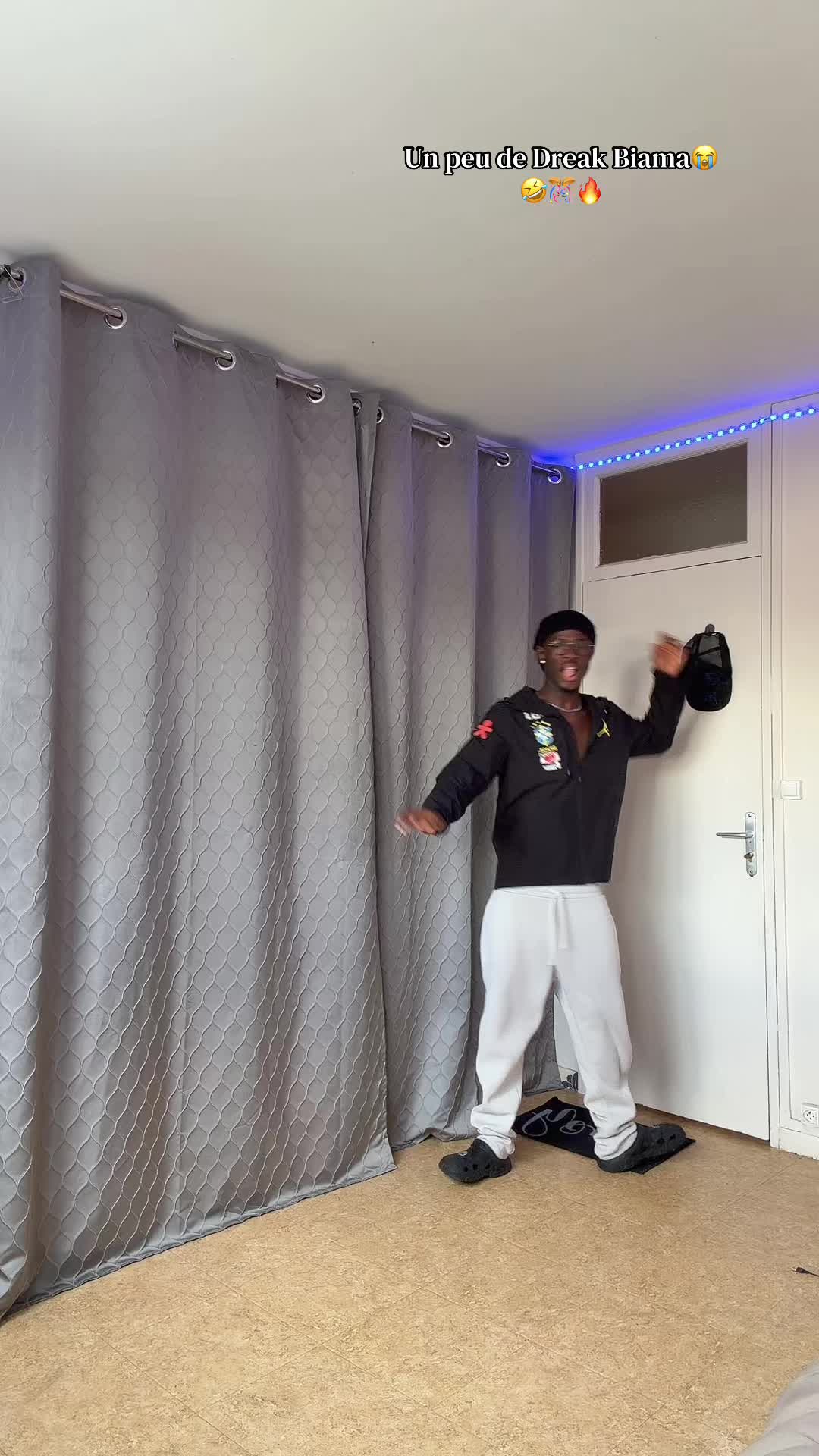 @𝑶𝒖𝑺𝒎𝑨𝒏𝑬 💫