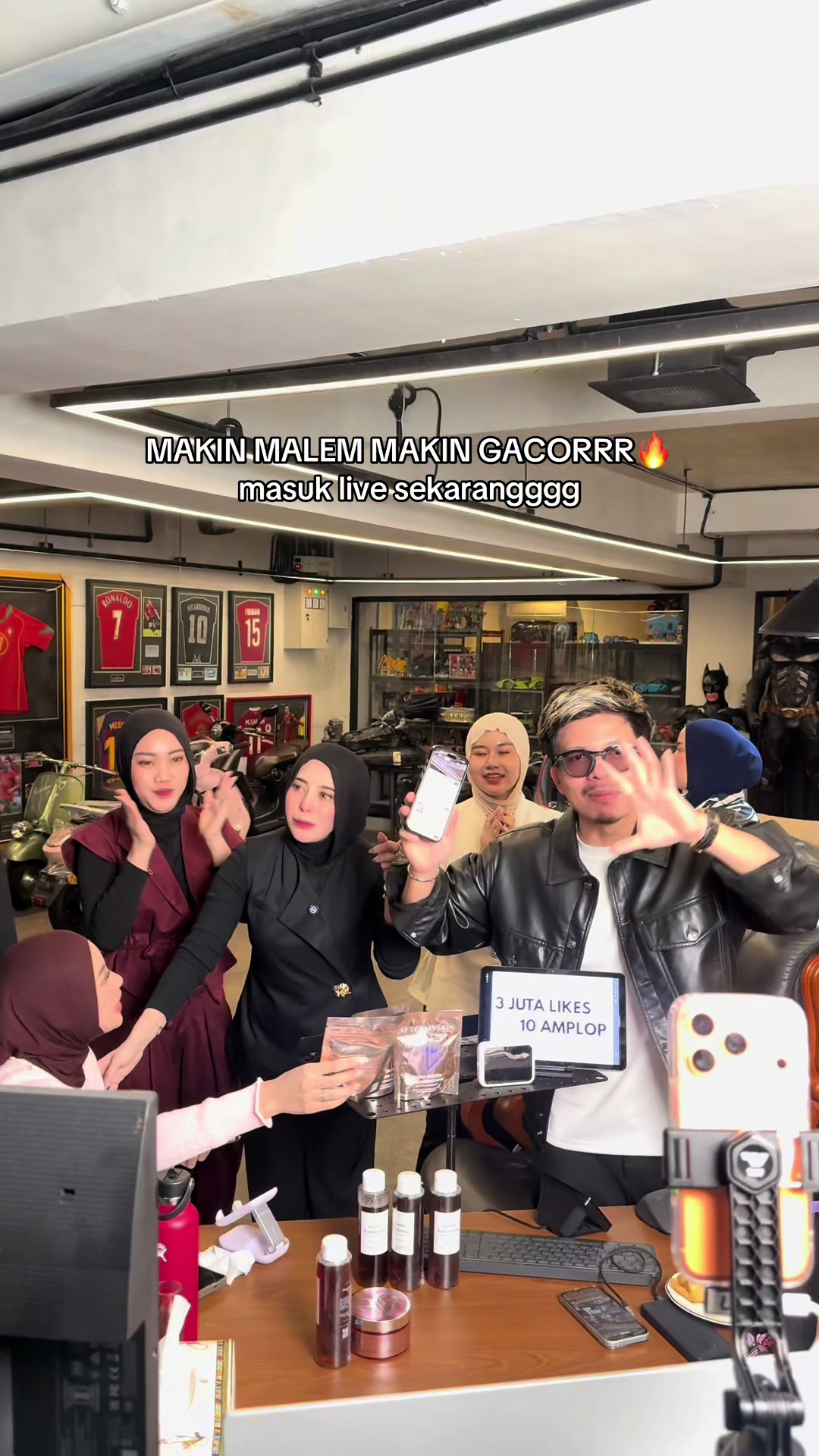 @Fasyaanandaaa