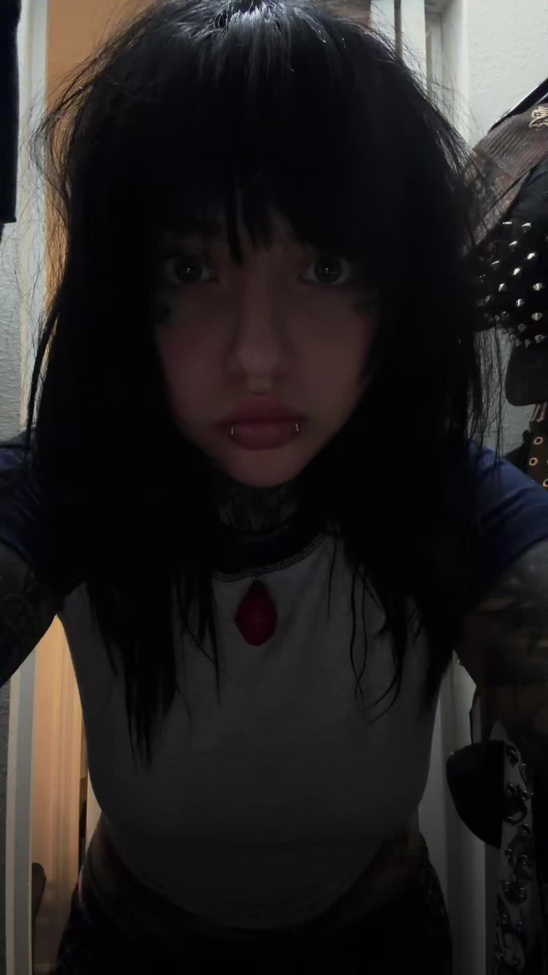 @mothertriplex