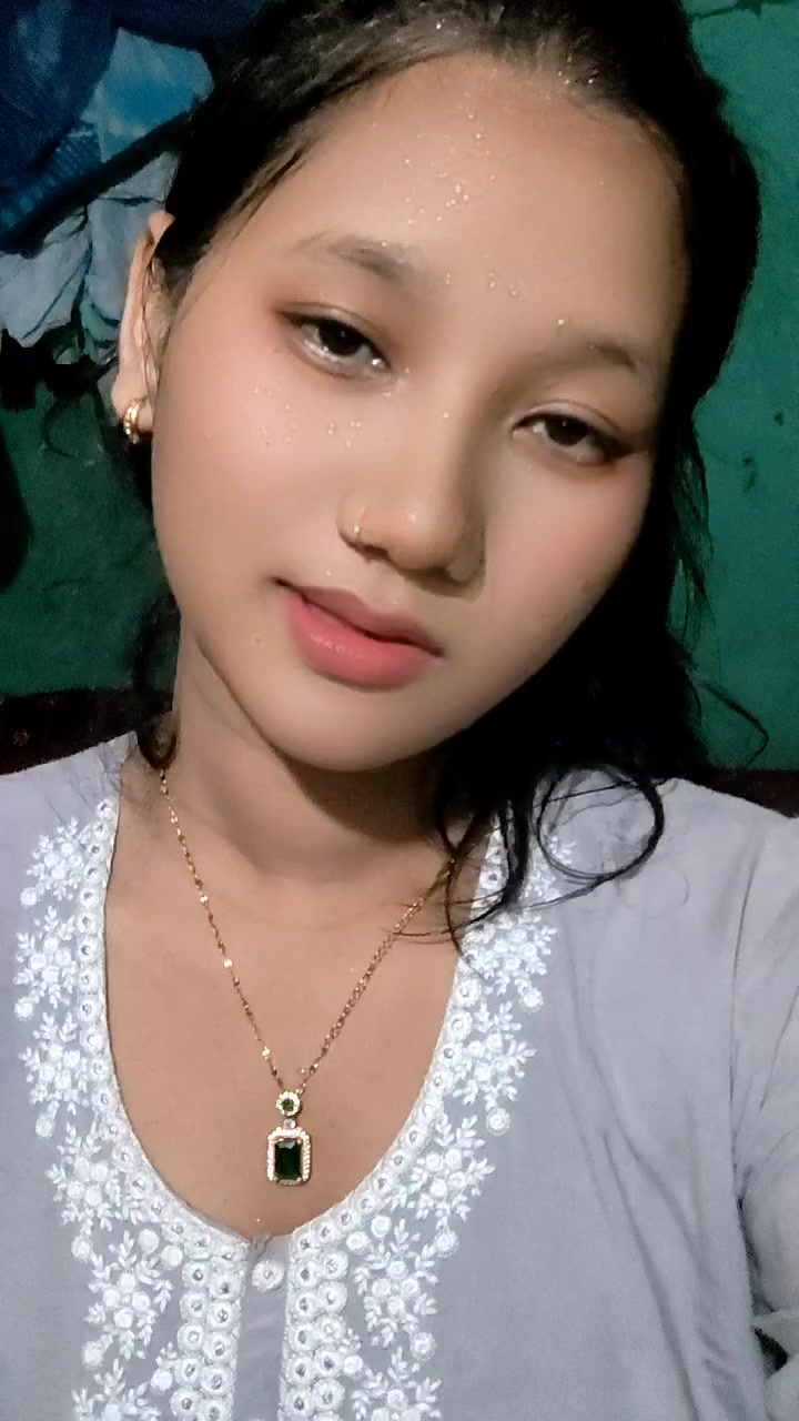 @🦋Alone 🍁girl🦋🥀❤🩹💋