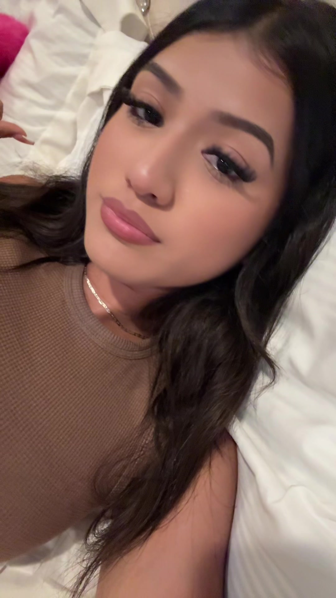 @user18278272937