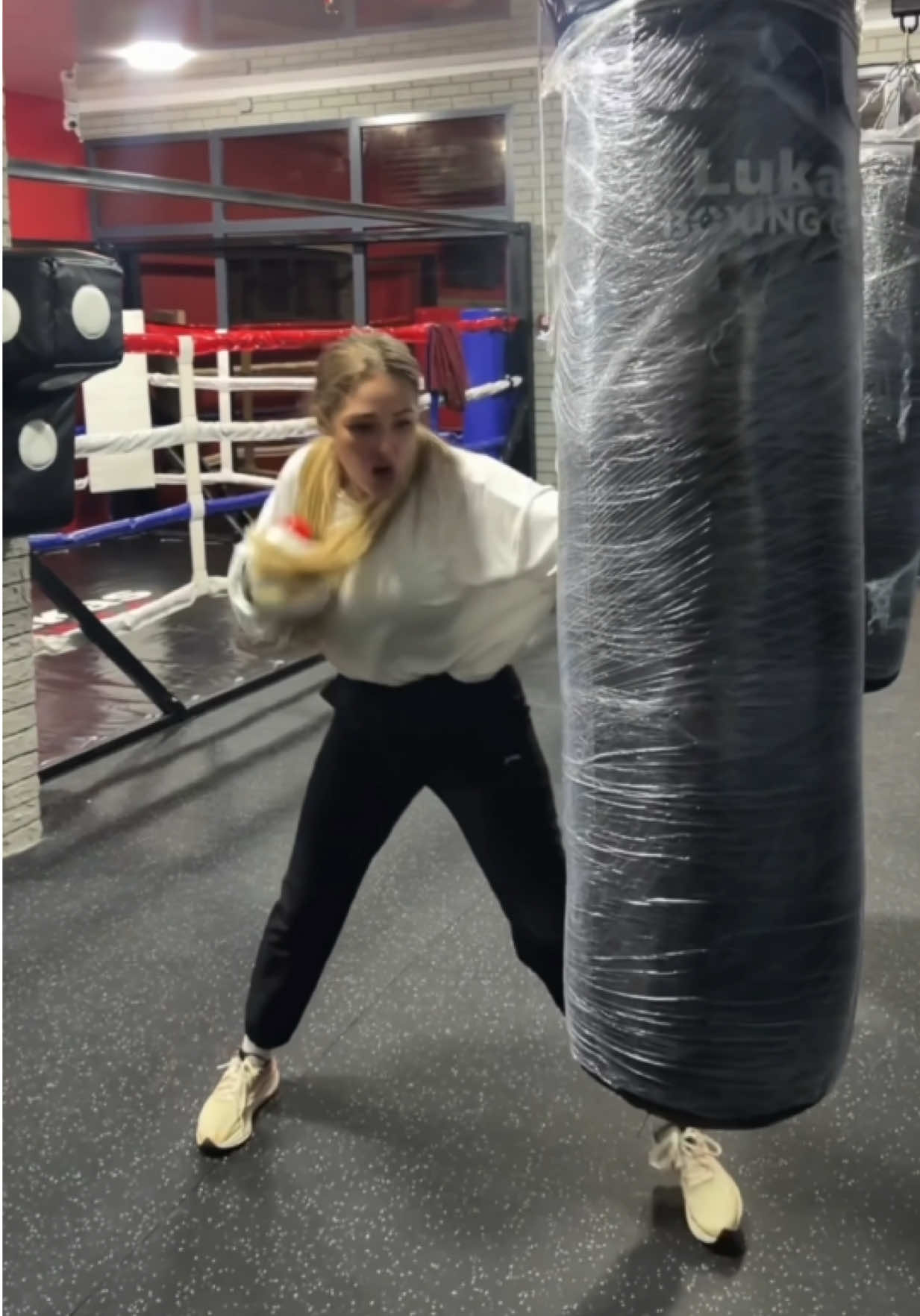 @Ангелина Лукас