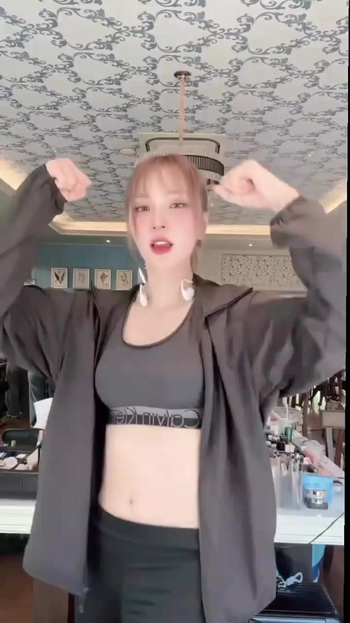 @Janjingjing ∞