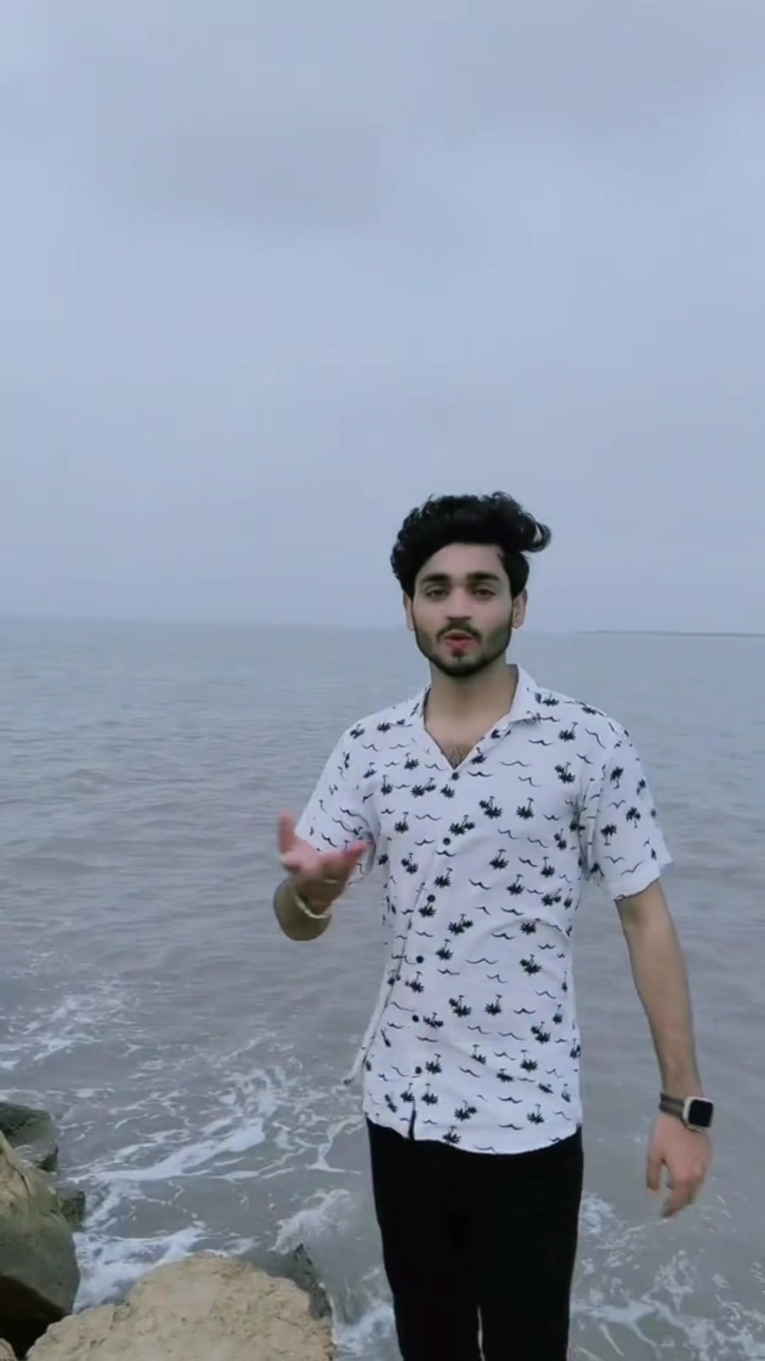 @⚜️جنيد_بھٽو⚜️