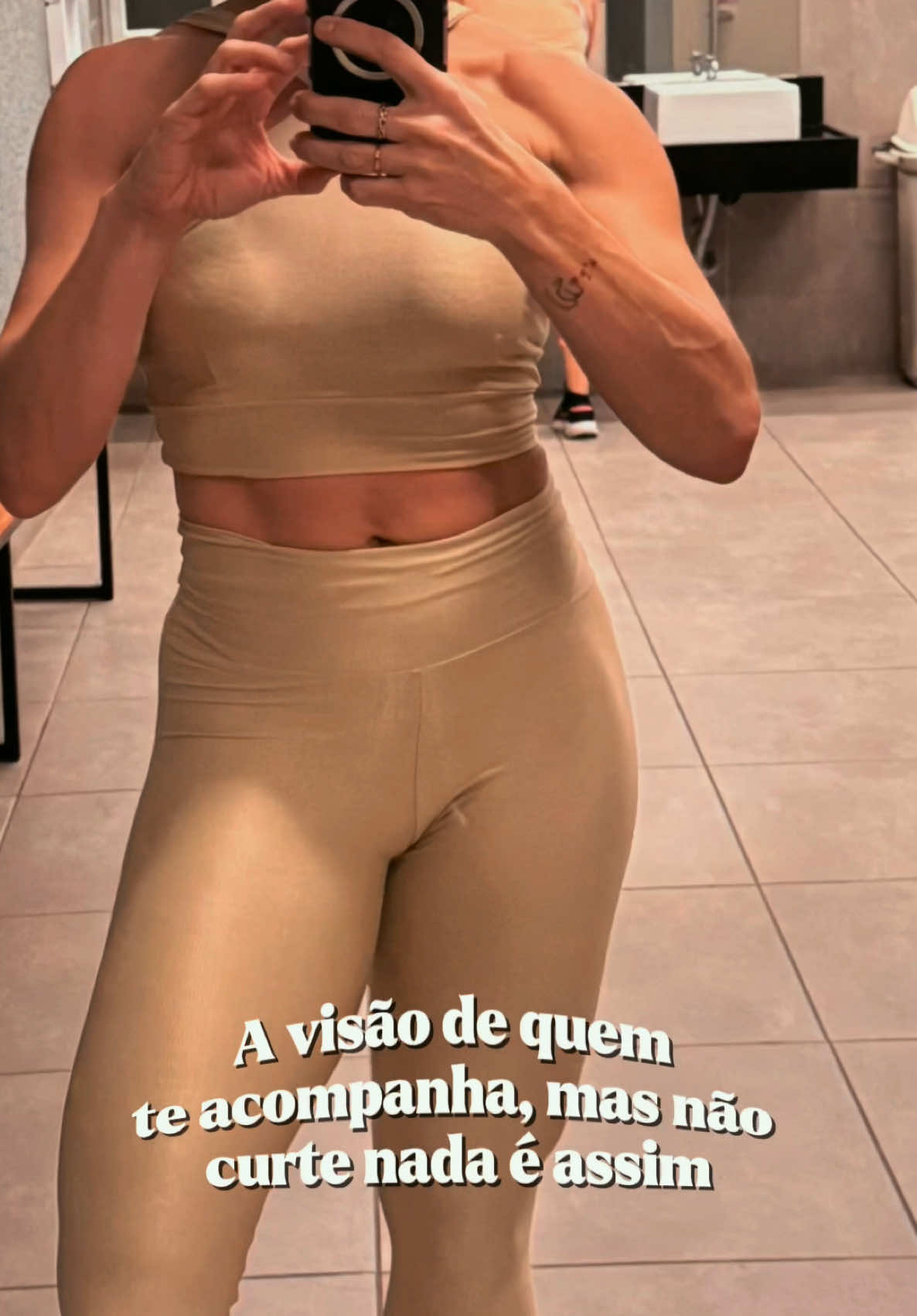 @mayrafabricio