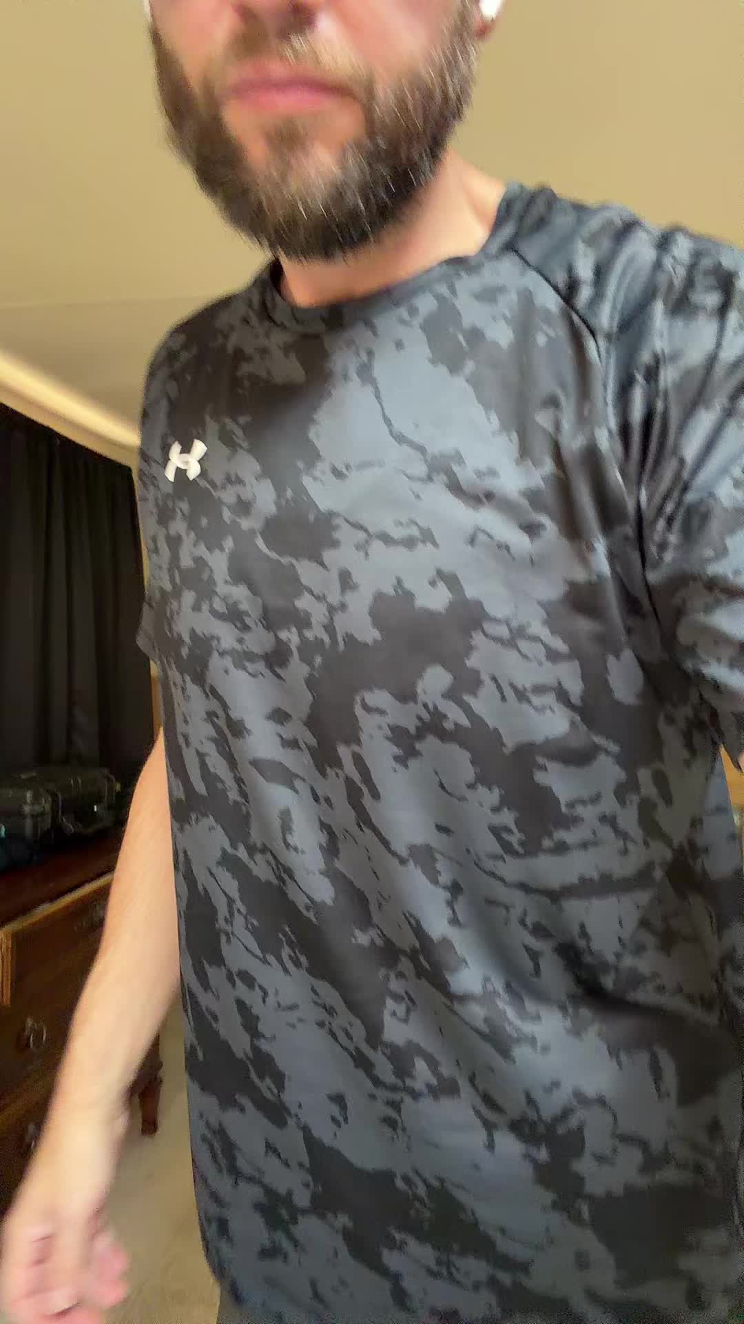 @elliotks