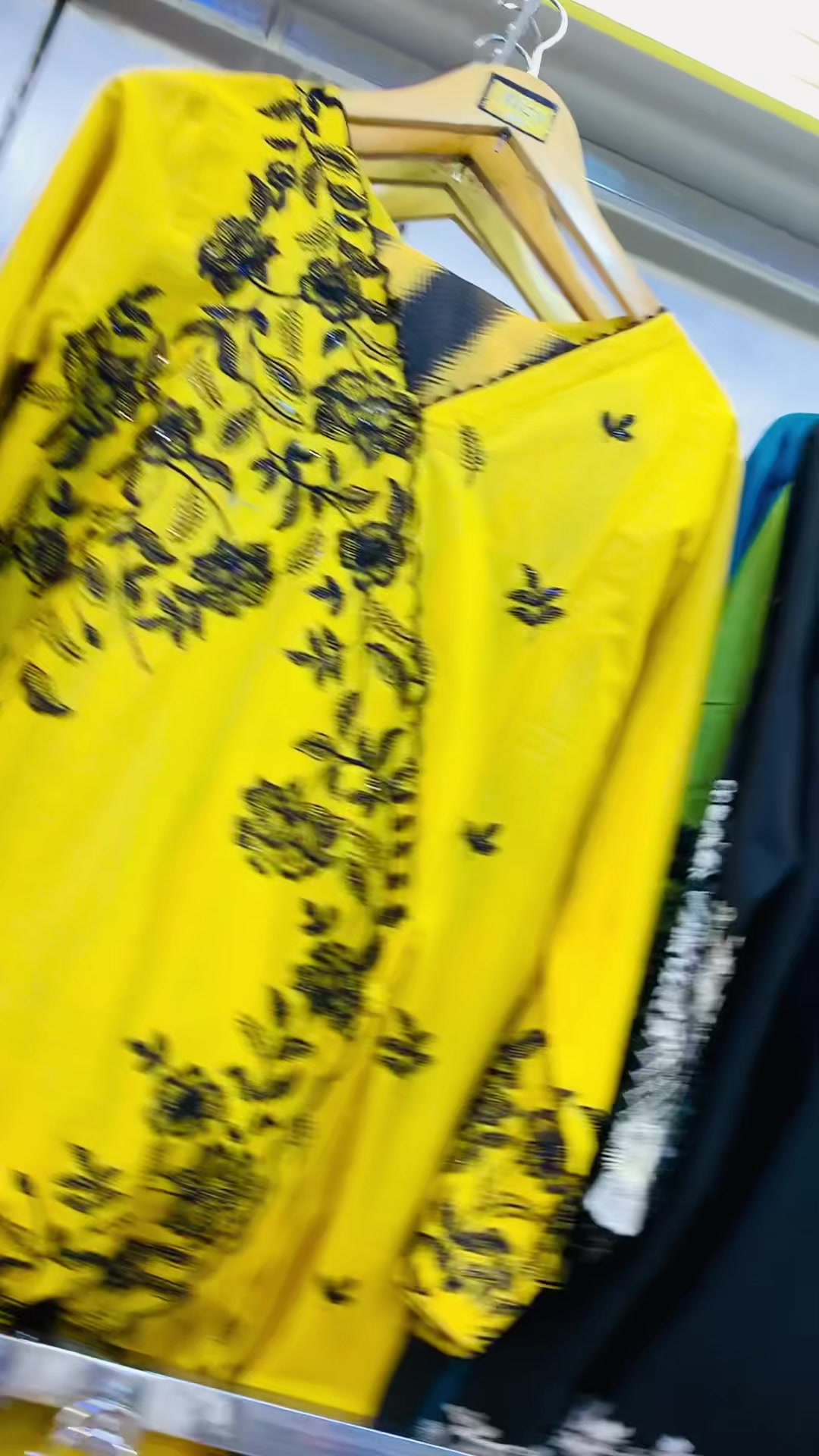 @Ladies Suits