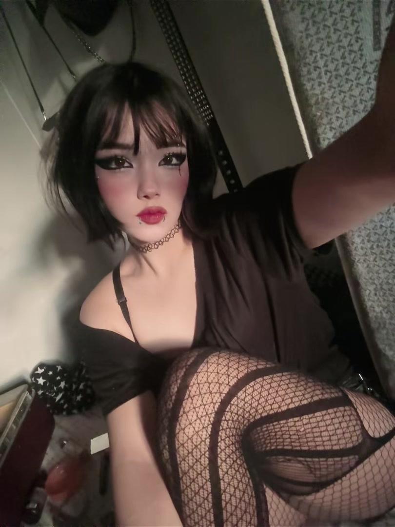 @𝕵
