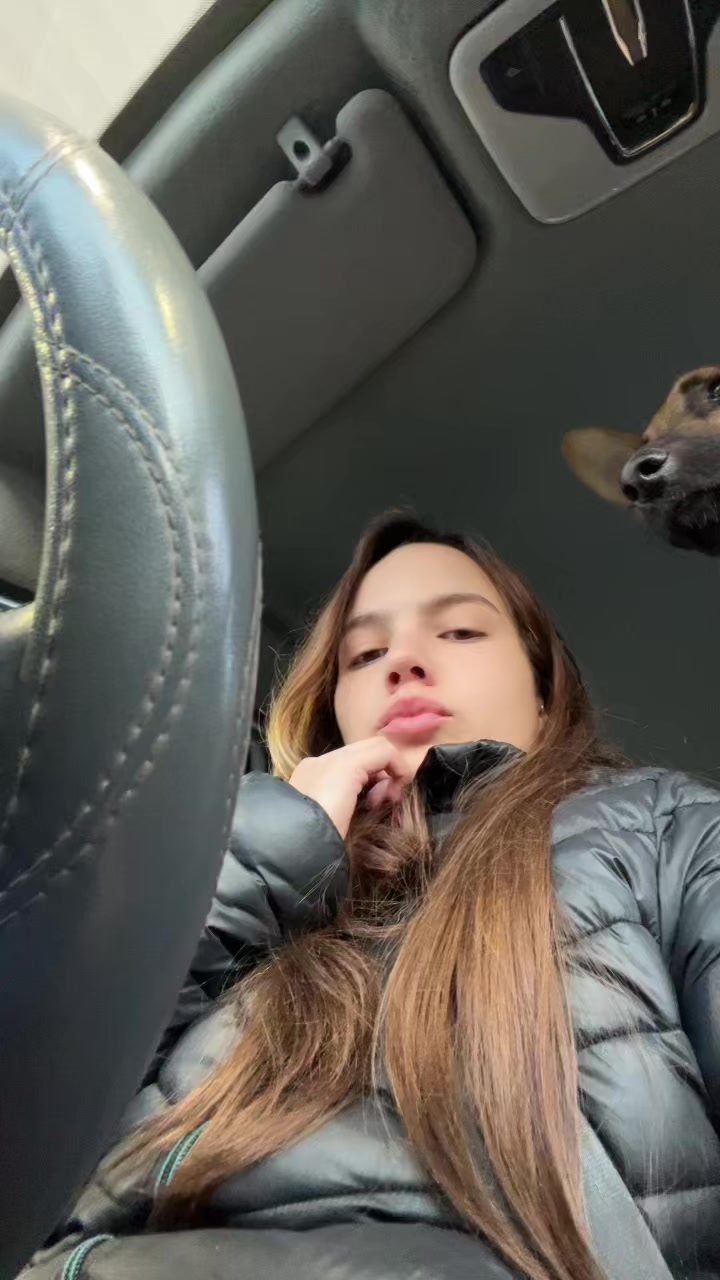 @cammivette