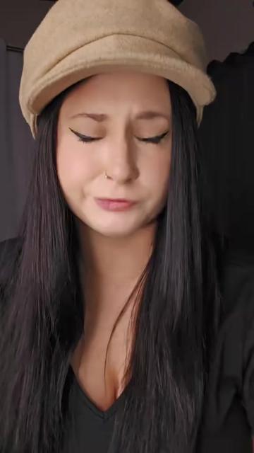 @Nadia Bratk&eacute;