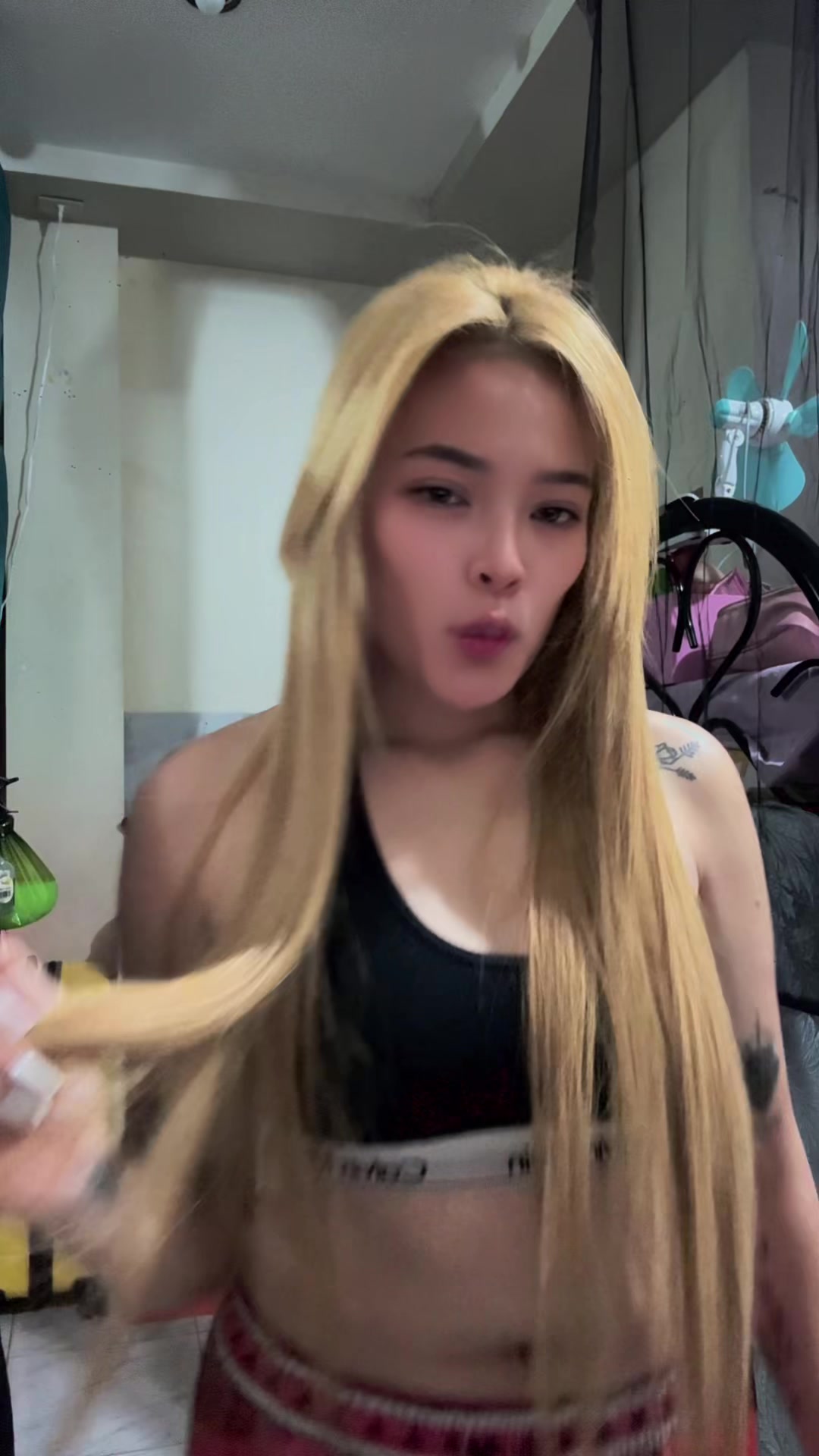 @Colineee