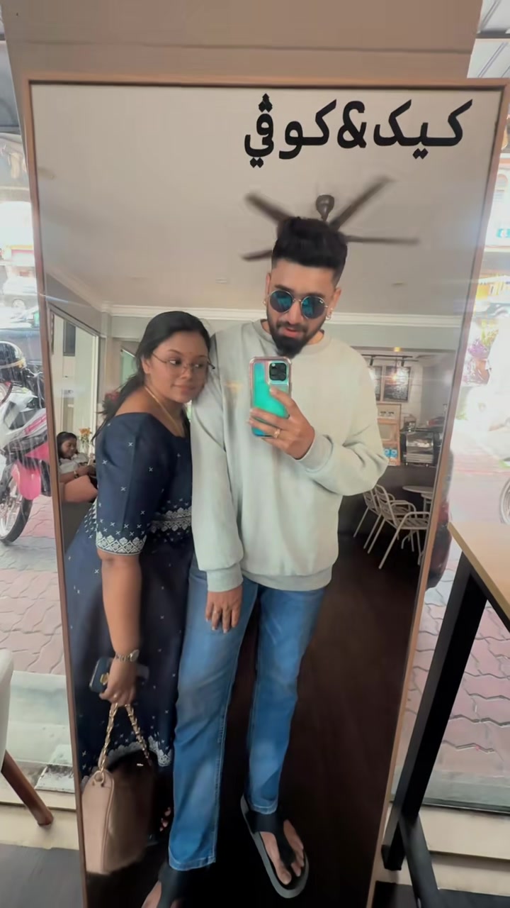 @ShasiVendhan 👑