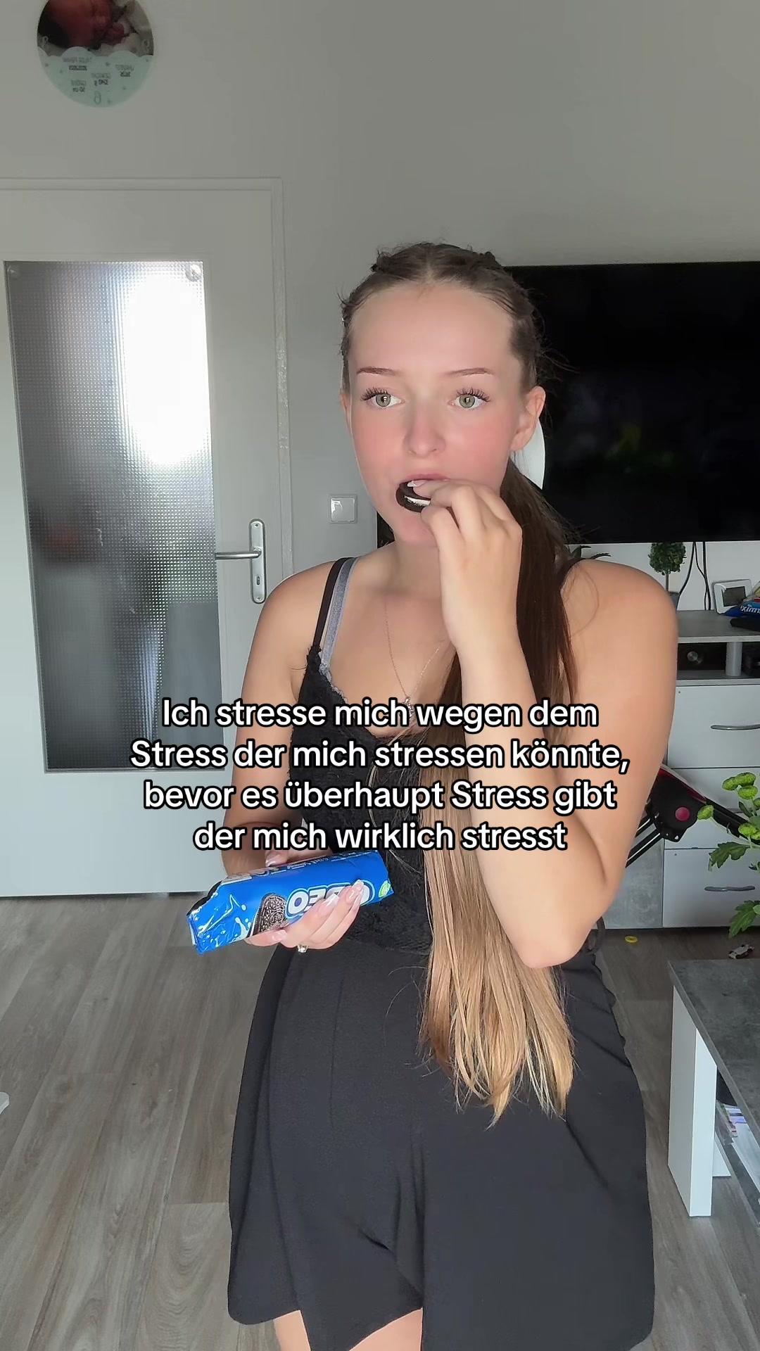 @diesetoni_