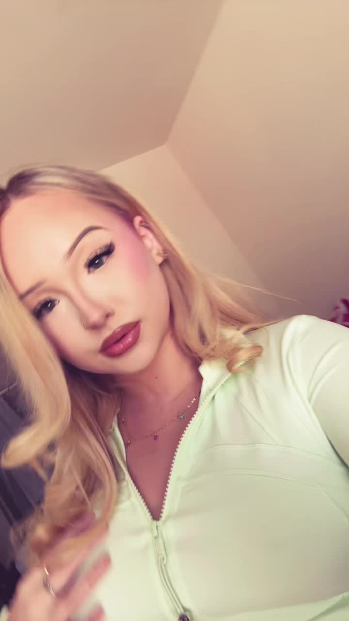 @skyandreaa