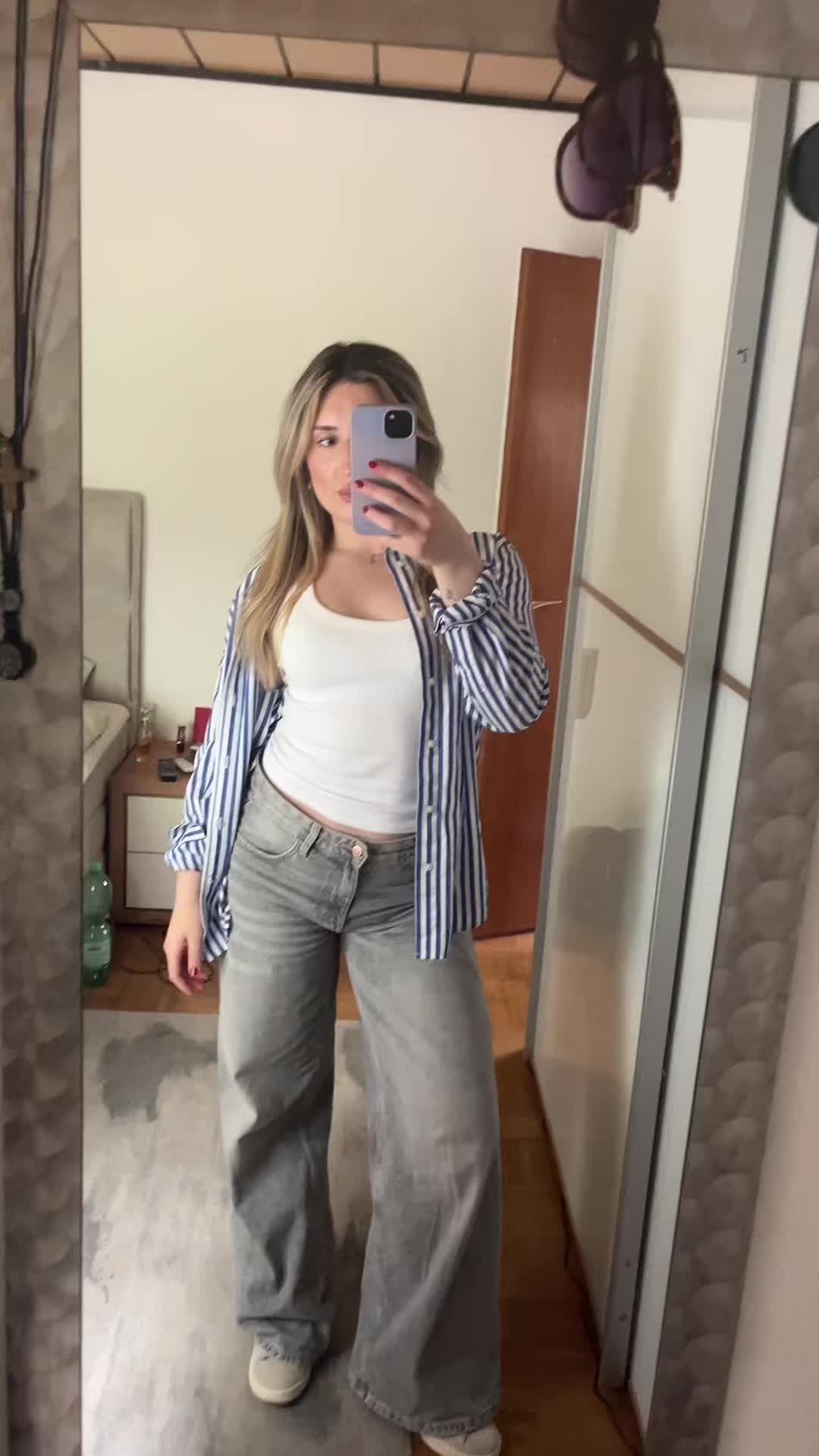 @Alexandra-Maria:)