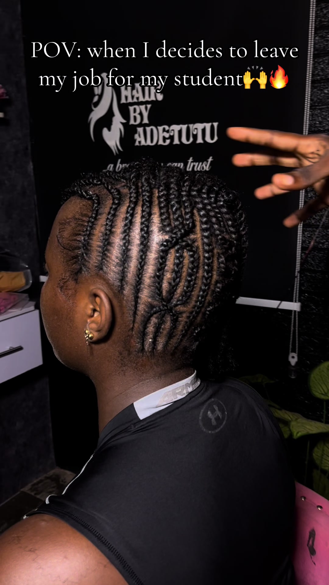@HAIRSTYLIST IN IGBOOLOMU IKD