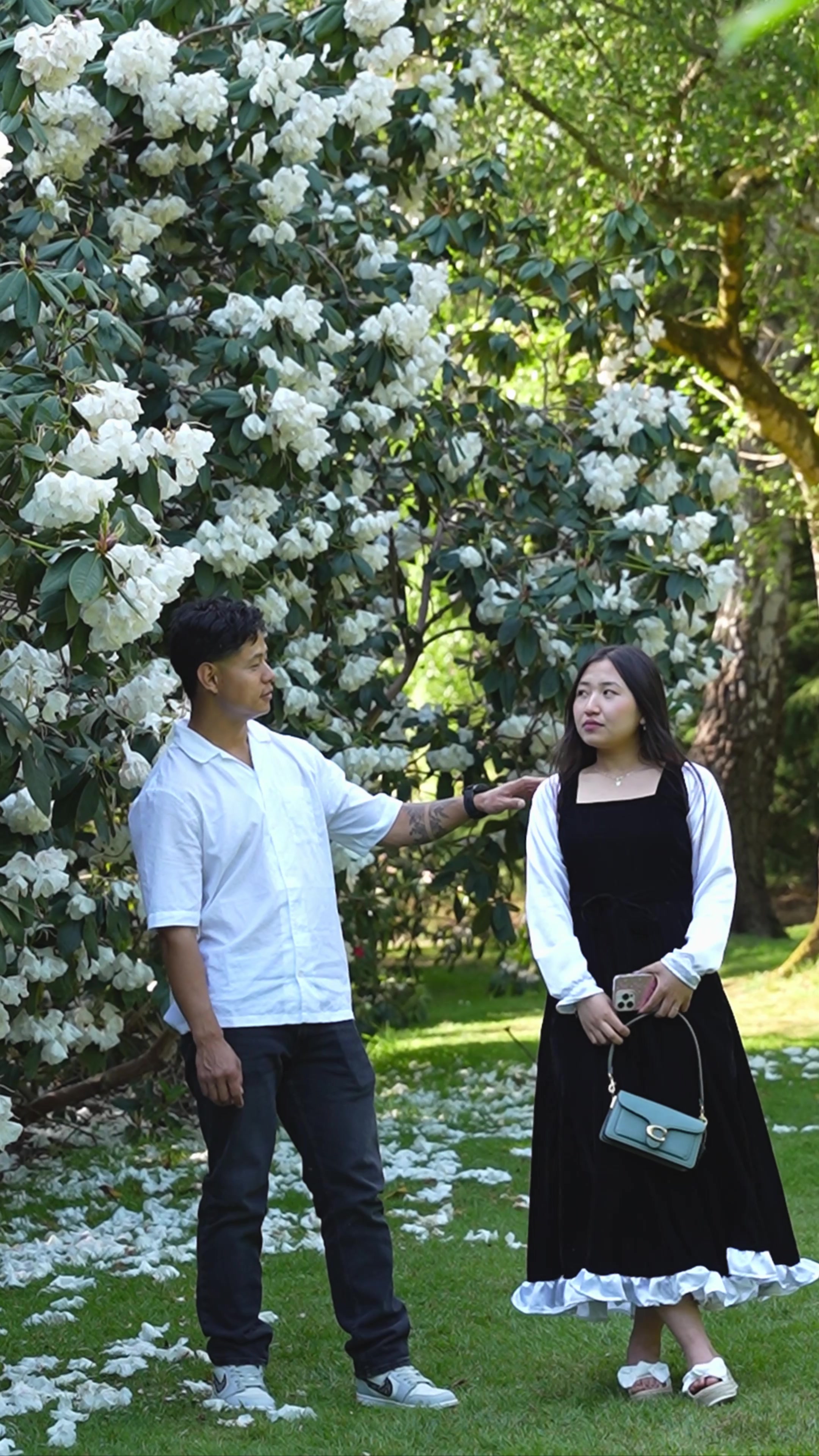 @AñZålee LâMå limbu🌸