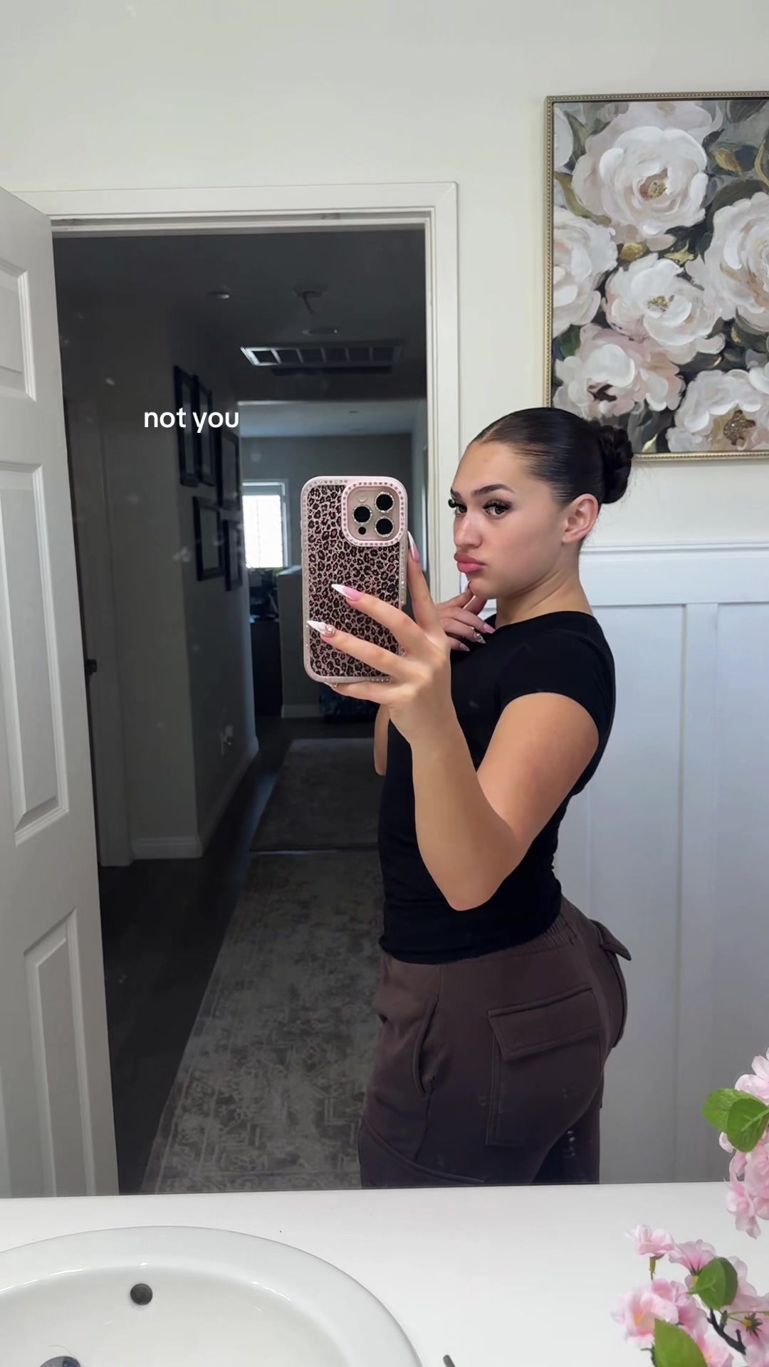 @ashlleymoniquee