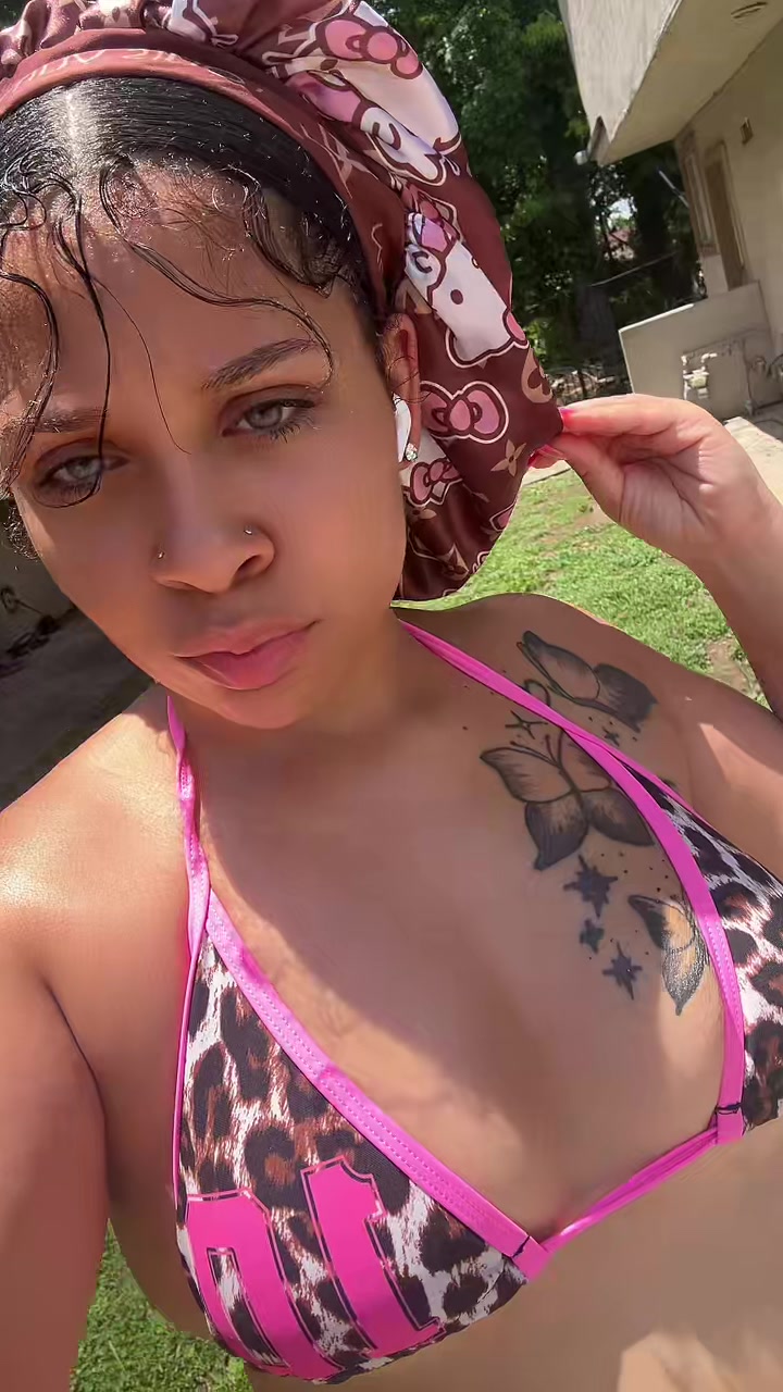 @Pretty_Krissy