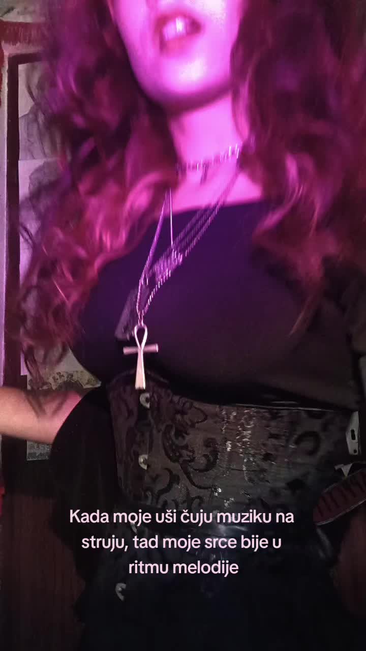 @Emilija🗡️