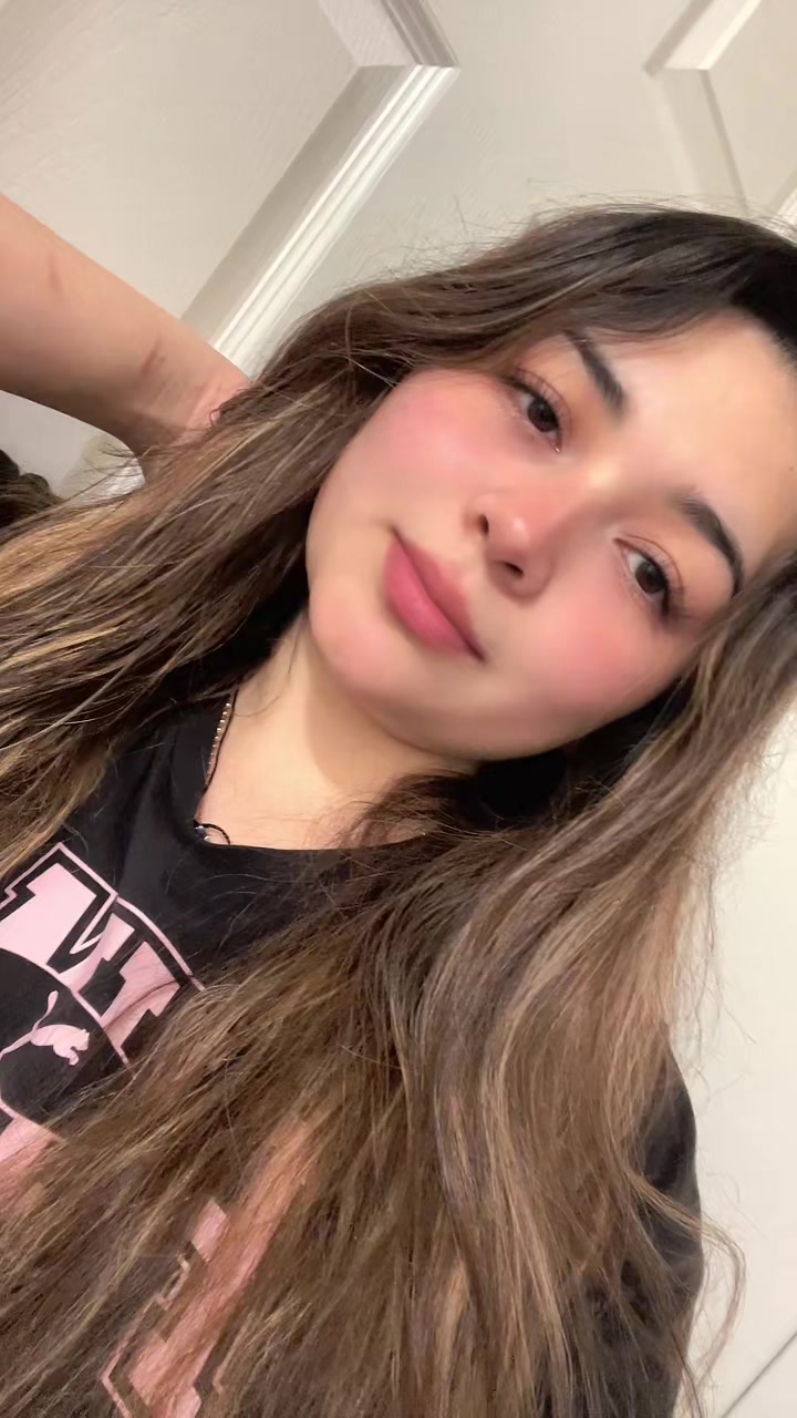 @<Alejandra~>Menjivar**🫦